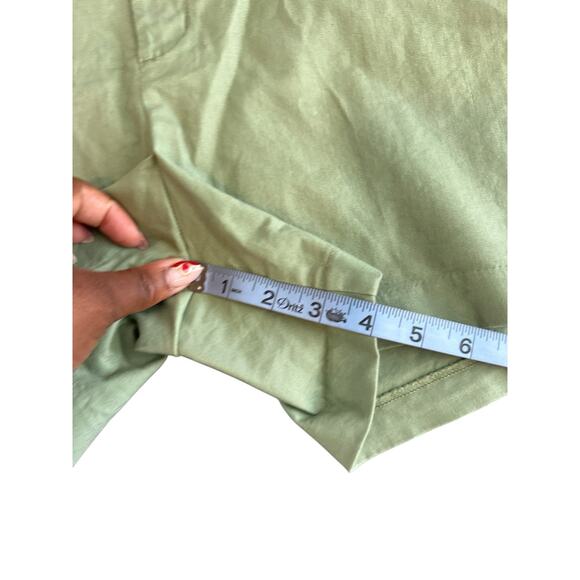 NWT Old Navy Plus Women's Green Cotton Blend Basic Casual Pixie Shorts Size 14 - Picture 10 of 12